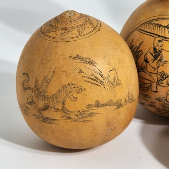 Handcrafted Etched Calabash Gourds Chinese Lanzhou Intricate Calligraphy Vintage - Picture 2 of 12